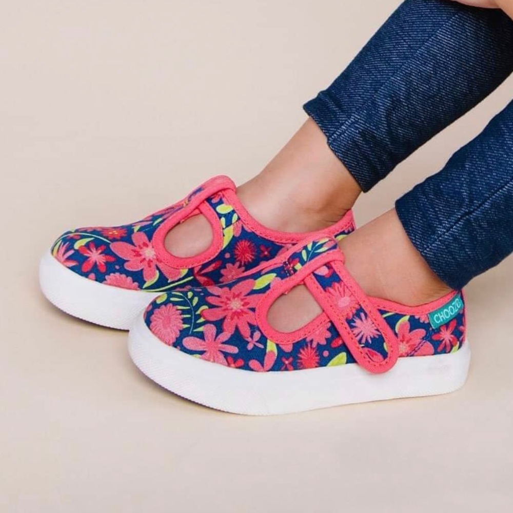 Chooze Shoes Toddler Size 10 Mary Jane Girls Shoes - Navy Floral